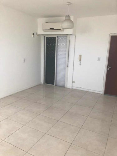 Departamento En Venta - 2 Dormitorios 1 Baño - 80 Mts2 - Wilde