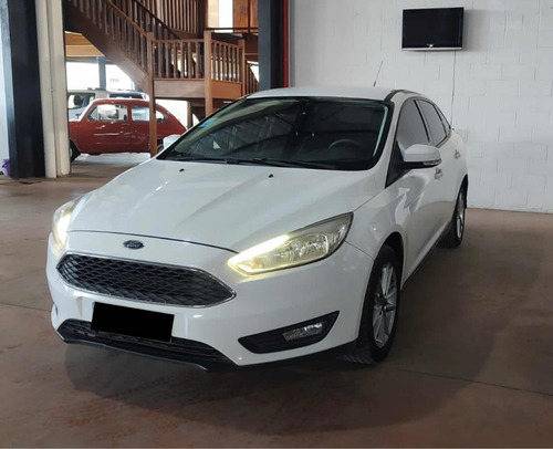 Ford Focus III 1.6 Sedan S