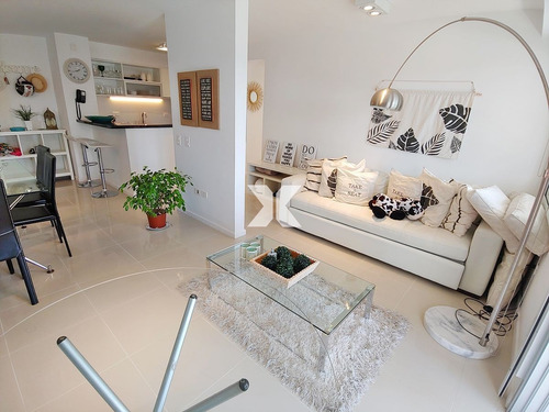 Apartamento En Punta Del Este, Brava- Ref: 126