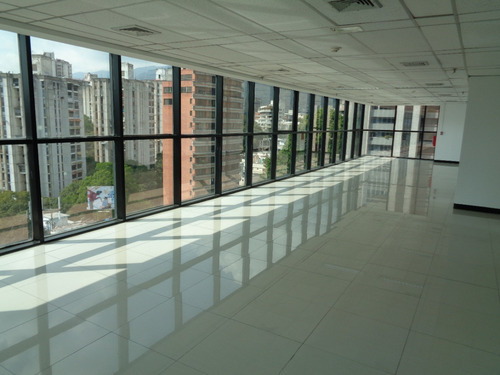 Imagen 6 de 10 de Oficina En Alquiler El Rosal 195 M2