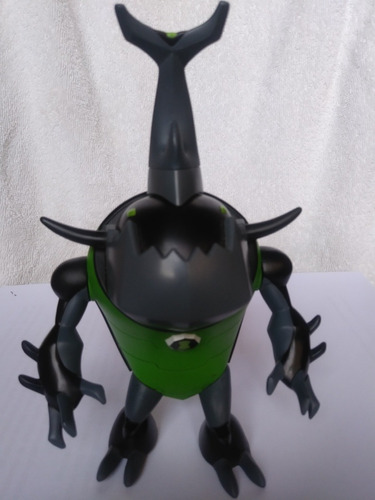 Figura Alien Omniverse Ben 10