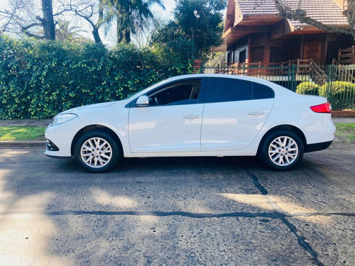 Imagen 2 de 15 de Renault Fluence 2.0 Luxe 2016