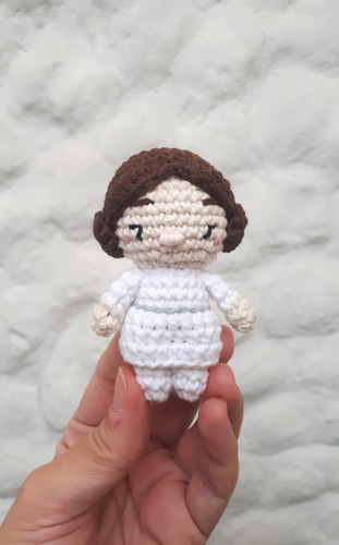 Muñeca Princesa Leia Star Wars Amigurumi Tejido - Pipelino