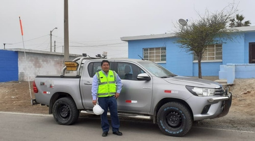 Alquiler De Camionetas Pick Up 4x4 Toyota Hilux Y Minivan