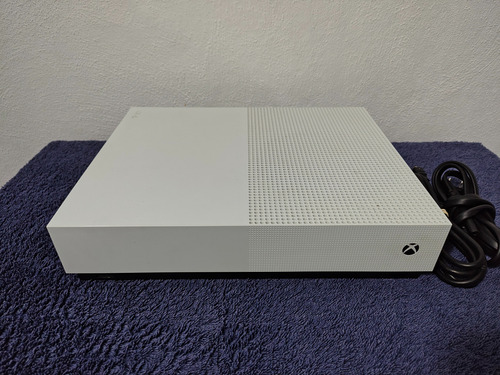 Xbox One S 1tb All Digital Control Y Cables Envio Gratis Blanco (Usado)