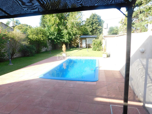 Edificio En Block En Venta En Villa Zapiola (paso Del Rey), Moreno