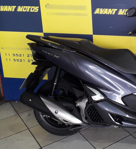 Imagem 4 de 12 de Honda Pcx 150 Abs