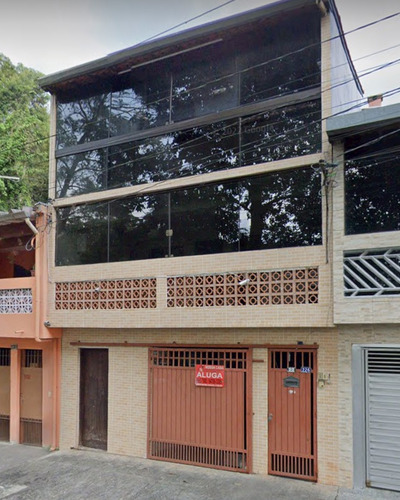 Casa Sobrado - Jd. Progresso - Zona Sul.