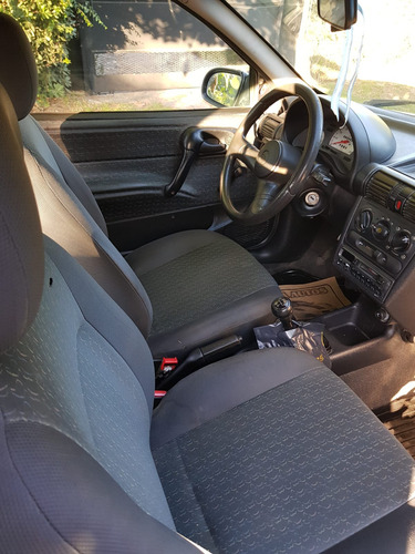 Chevrolet Corsa 1.6 Wind