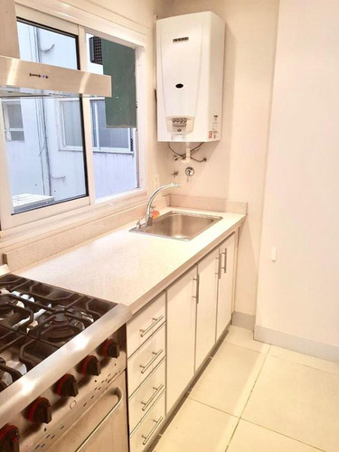 Imagen 4 de 9 de Venta De Departamento En Av. Chenault 1700, Las Cañitas, Belgrano.