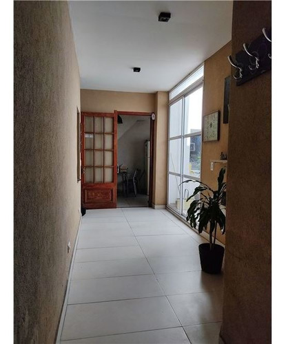 Venta Casa Flores Con Quincho Terraza Garaje