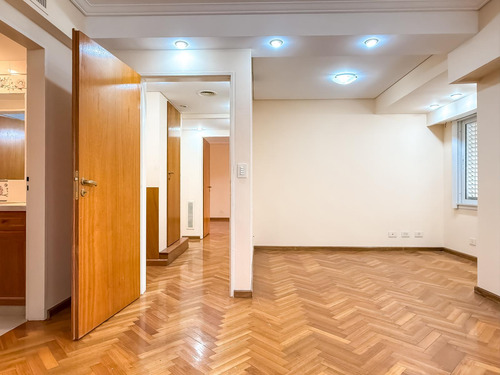 Casa En Alquiler, 4 Plantas, Jardín Y Pileta - Martínez
