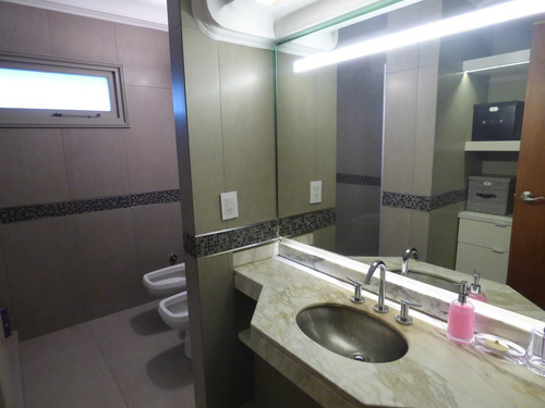 Imagen 27 de 30 de Casa En Venta En La Plata Calle 60 E/ 134 Y 135- Dacal Bienes Raices