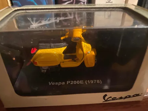 Moto Vespa Miniatura (Usado)