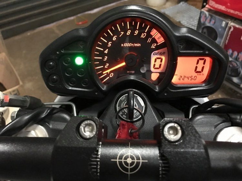 Suzuki Gladius