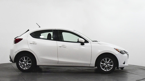 Imagen 7 de 15 de Mazda Mazda 2 2018 1.5 Touring 5p At