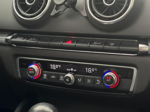 Audi A3 Sedan 2.0 Tfsi Ambition S-tronic 4p