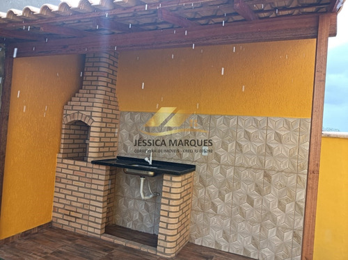 Imagem 3 de 11 de 120.1|jmc - Casa De 2 Quartos E Área Gourmet Em Unamar - Cf