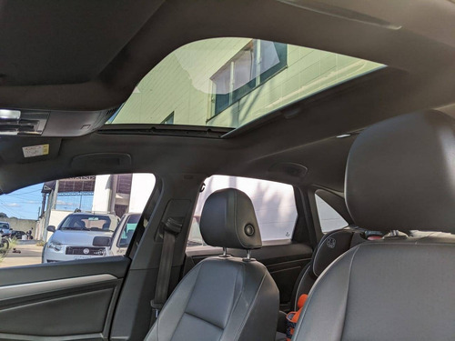 Imagem 7 de 14 de Volkswagen Jetta 1.4 Tsi R-line Flex Automático 2018/2019