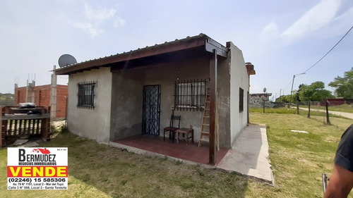 Venta Casa Sola En Lote 260m2 En Calle 75 Y 10 Mar Del Tuyu