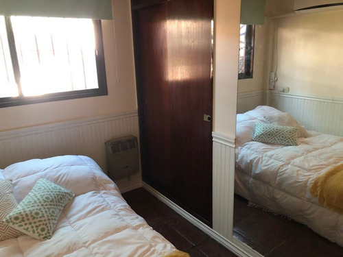 Casa 5 Ambientes Venta Hurlingham Parque Pileta