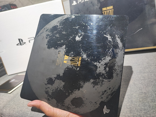 Playstation 4 Slim 1tb Edição Limitada Final Fantasy Luna (Recondicionado)