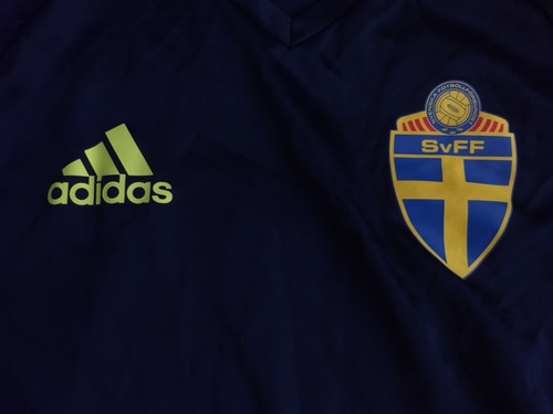 Camisa Oficial Da adidas Da Seleção Da Suécia Treino Adizero