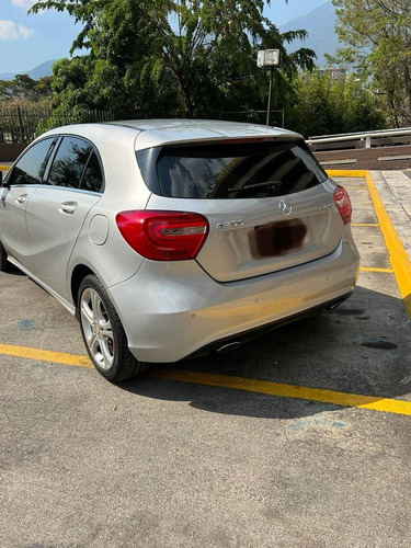 Imagen 5 de 16 de Mercedes Benz A200
