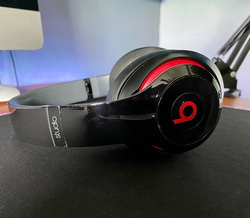 Audífonos Apple Beats Studio Wireless (Usado)
