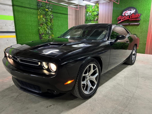 Dodge Challenger 2016