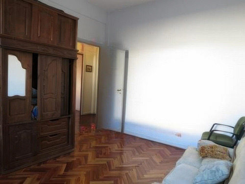 Ph En Venta - 2 Dormitorios 1 Baño - 176mts2 - Mataderos