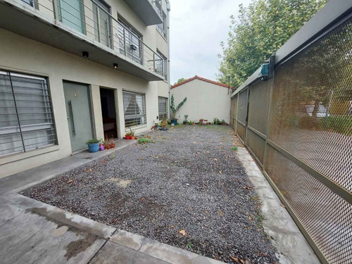 Ph En Venta 3 Ambientes Quilmes Cochera Y Patio