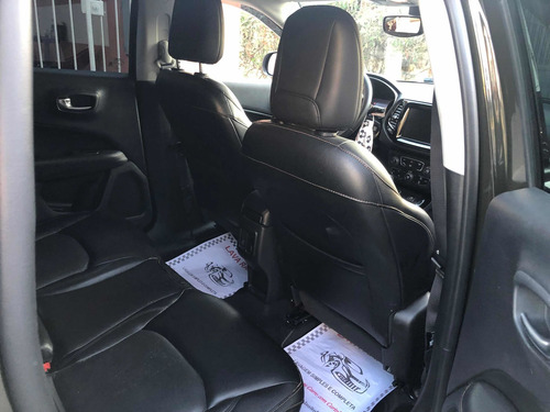 Imagem 6 de 9 de Jeep Compass 2019 2.0 Limited Flex Aut. 5p
