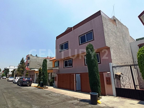 Casa, Venta, El Parque Coyoacán, Cdmx, Con Vigilancia Privada, Tres Niveles