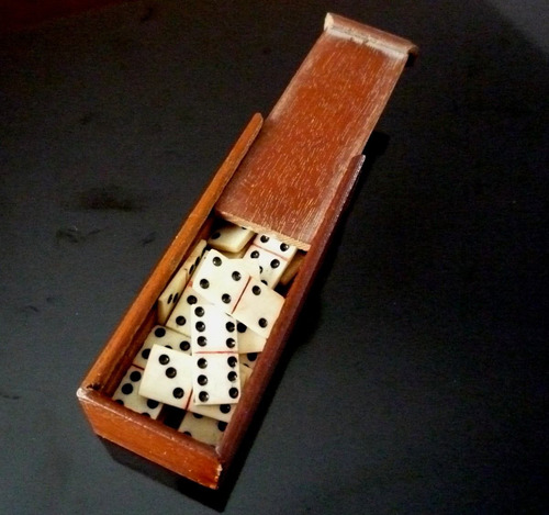 Antiguo Domino De Bolsillo Marfilina Estuche Madera Ludo Swt