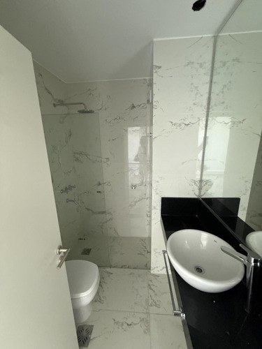 Venta Departamento Santa Fe- Torre Fenix En Boulevard Pellegrini