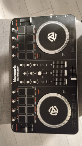  Numark Mixtrack Pro 2