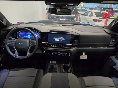Chevrolet Cheyenne 6.2 Doble Cab Zr2 Bison 4X4 At