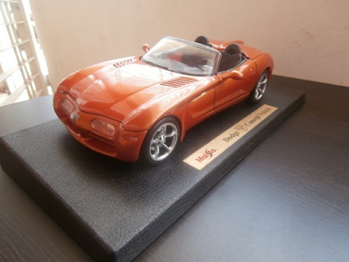 Carro De Coleccion: Dodge Concept Vehicle    Escala 1:18