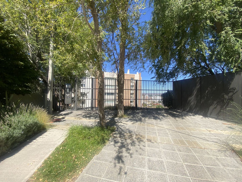 Alquiler Depto Dos Dormitorios Nivel Gerencial Con Piscina