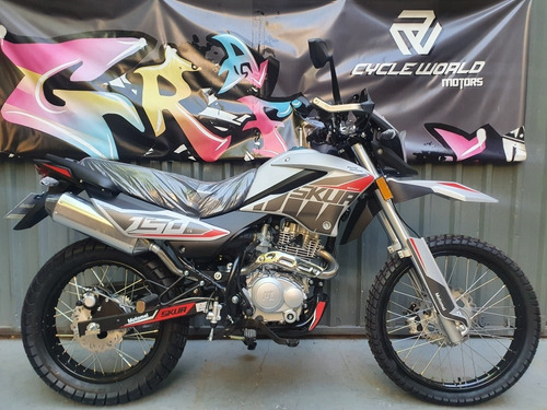Imagen 1 de 15 de Motomel Skua 150 Silver Edition Cycle World Motors Al 9/1
