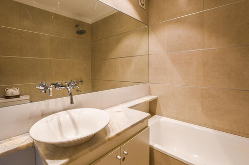 Imagen 11 de 23 de Departamento De 2 Dormitorios En Venta Con Cochera En El Centro De Rosario