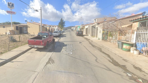 Excelente Casa Para Inversión En Remate Sk11