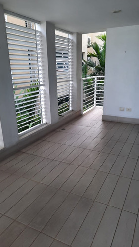 Imagen 29 de 30 de Se Vende Apartamento De 3 Habitaciones En Evaristo Morales.