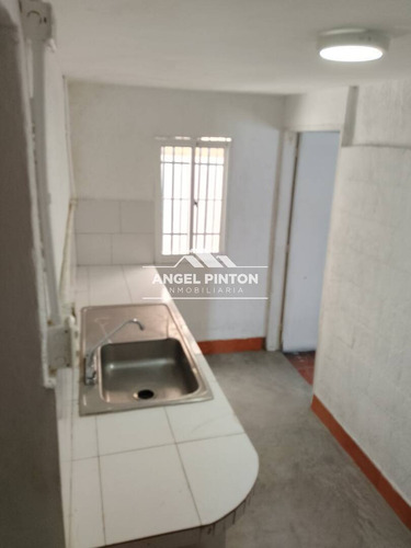 Local Comercial Alquiler Av Las Delicias Maracaibo Api 9293