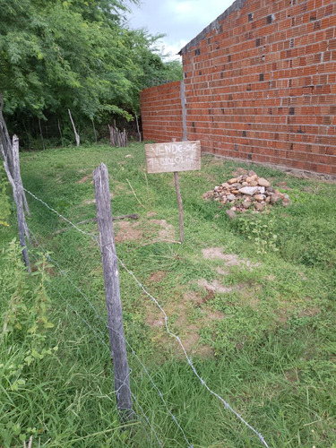 Vendo Terreno Com Medida De 20/6 Documentado,próximo A Praça