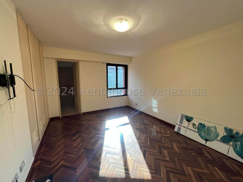 Alquiler De Elegante Apartamento En Colinas De Valle Arriba / Cl. Mls-24-21087