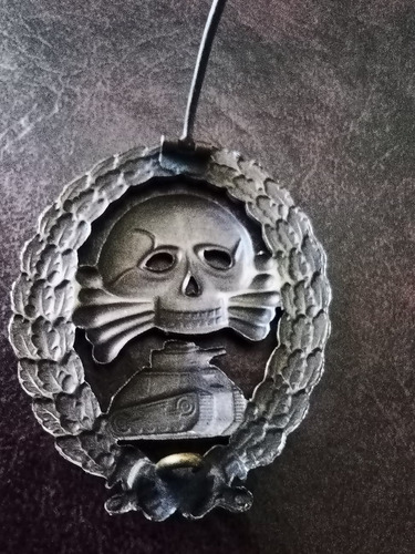 Insignia De Las Tropas Blindadas Legion Condor(tanques,)ww2 (Usado)