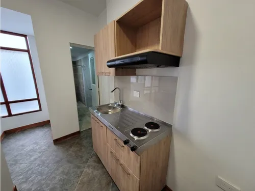 Se Arrienda Apartaestudio En Laureles 303