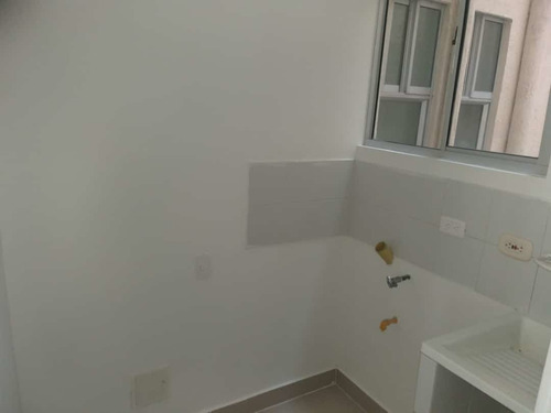 Imagen 5 de 14 de Apartamento En Arriendo Villa Carolina Barranquilla